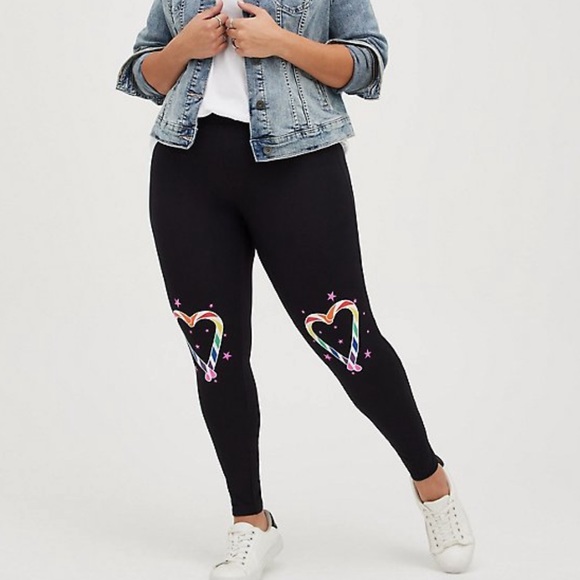 Torrid Full Length Signature Waist Knee Print Legging size 0 | Large | 12 - Picture 3 of 4